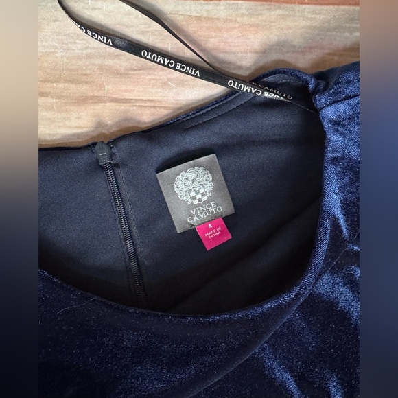 VINCE CAMUTO Navy Blue Ruched Velvet Formal Gown or Dress Sz 4 w/ Side Slit - Picture 10 of 12